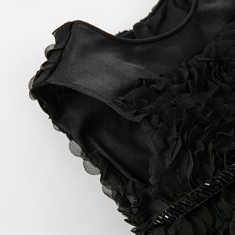 فستان أميرة للبنات الصغيرات بدون أكمام من التول الأسود بتصميم فاخر مزين بتفاصيل دقيقة وزهور ثلاثية الأبعاد