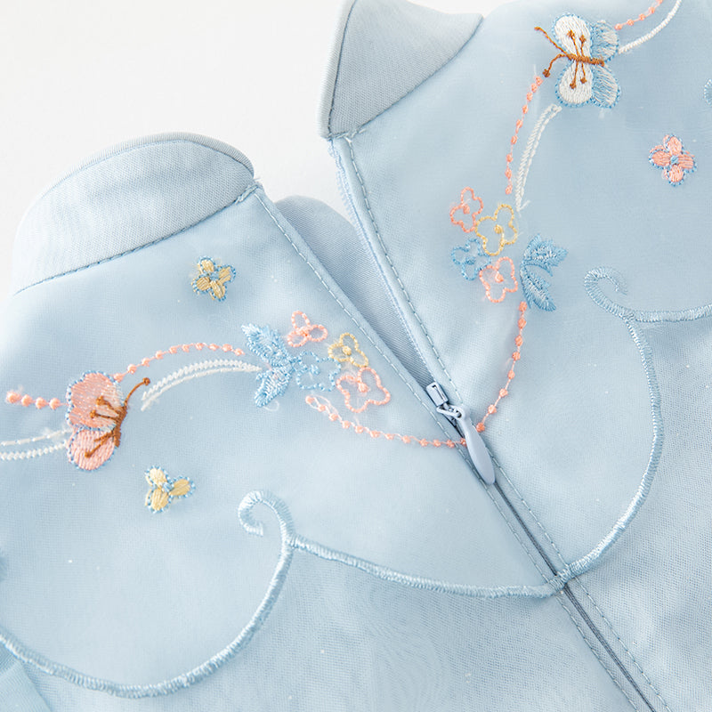 فستان للبنات الصغيرات بأكمام طويلة من التول الأزرق بتصميم صيني جديد مع عناصر أرنب (يشمل حقيبة كروس)