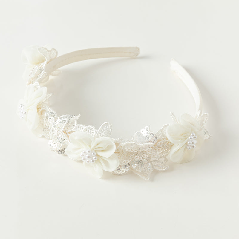 فستان بنات طويل الأكمام من التول باللون البيج بأسلوب أميرة مع تطريز فاخر