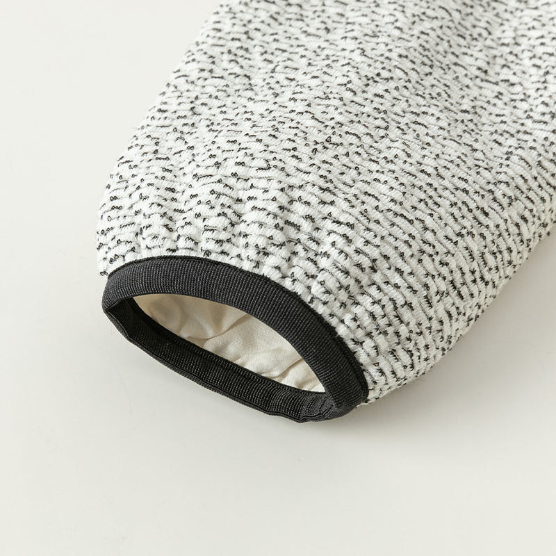 فستان بنات طويل الأكمام من قماش تويد أسود وأبيض مع تنورة تول باللون البيج بأسلوب أميرة