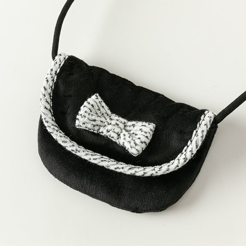 فستان بنات طويل الأكمام من قماش تويد أسود وأبيض مع تنورة تول باللون البيج بأسلوب أميرة