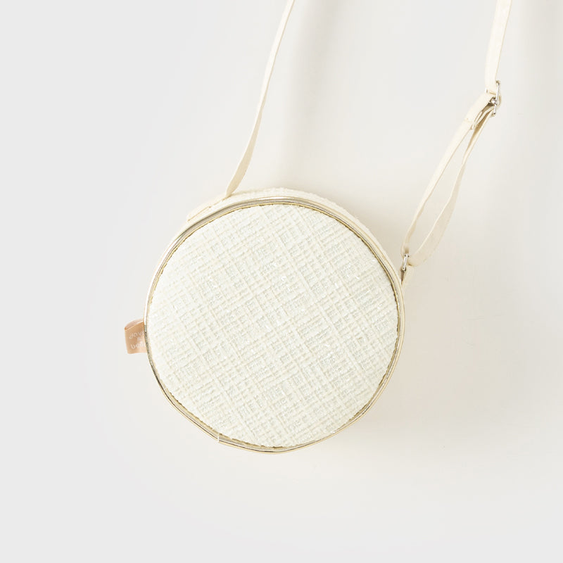 حقيبة كروس بودي أنيقة باللون الأبيض الفضي للبنات من قماش تويد بطابع أميري