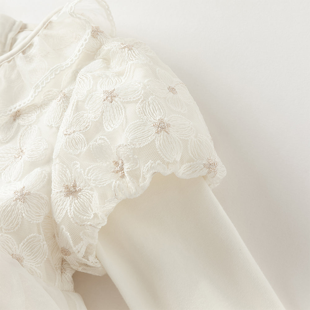 فستان أميرة للبنات الصغيرات بأكمام طويلة من التول الأبيض بتصميم فاخر مزين بزهرات ثلاثية الأبعاد قابلة للإزالة