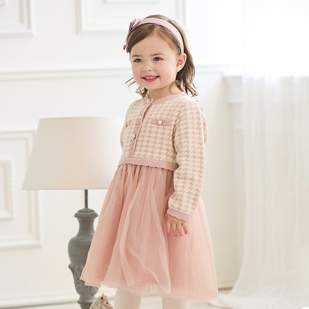 فستان للأطفال بأكمام طويلة من تريكو بنقشة هوندستوث وردية مع تنورة من التول، بتصميم كلاسيكي أنيق