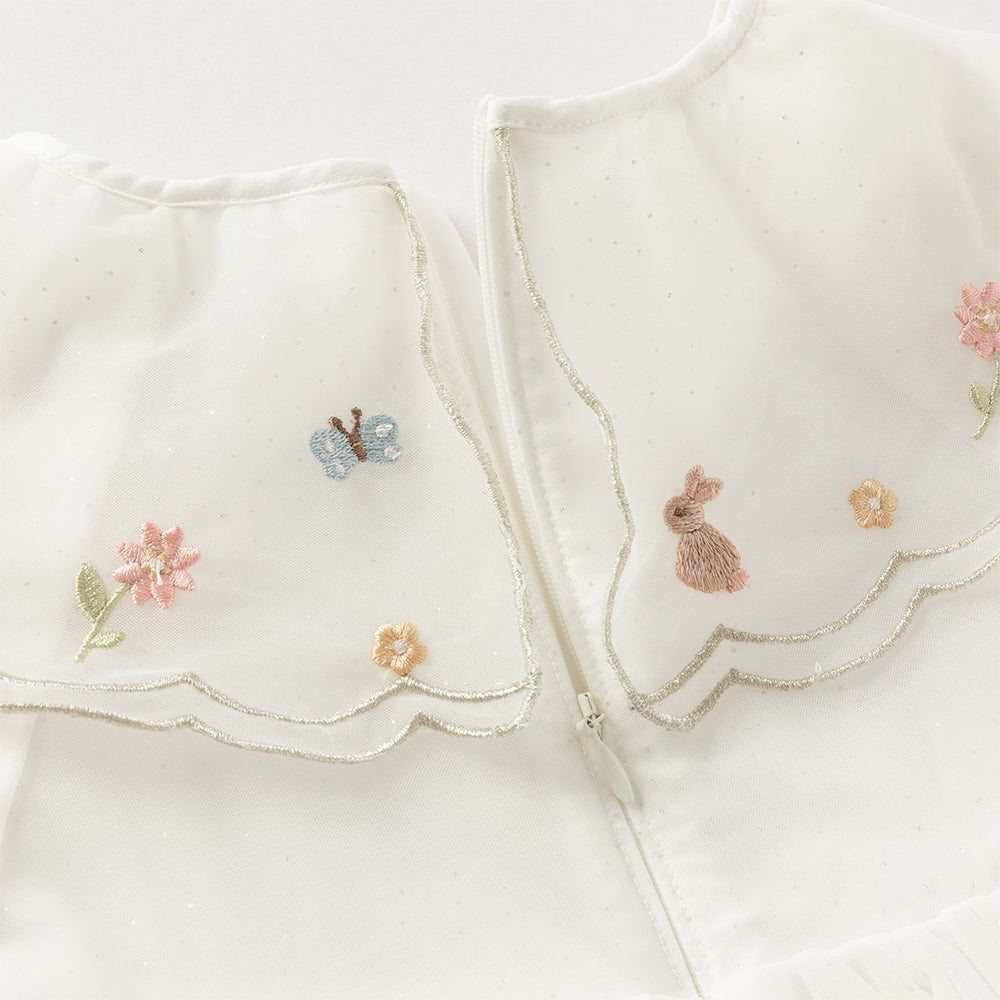 فستان شبكي للبنات بأكمام طويلة باللون الأبيض بتصميم صيني