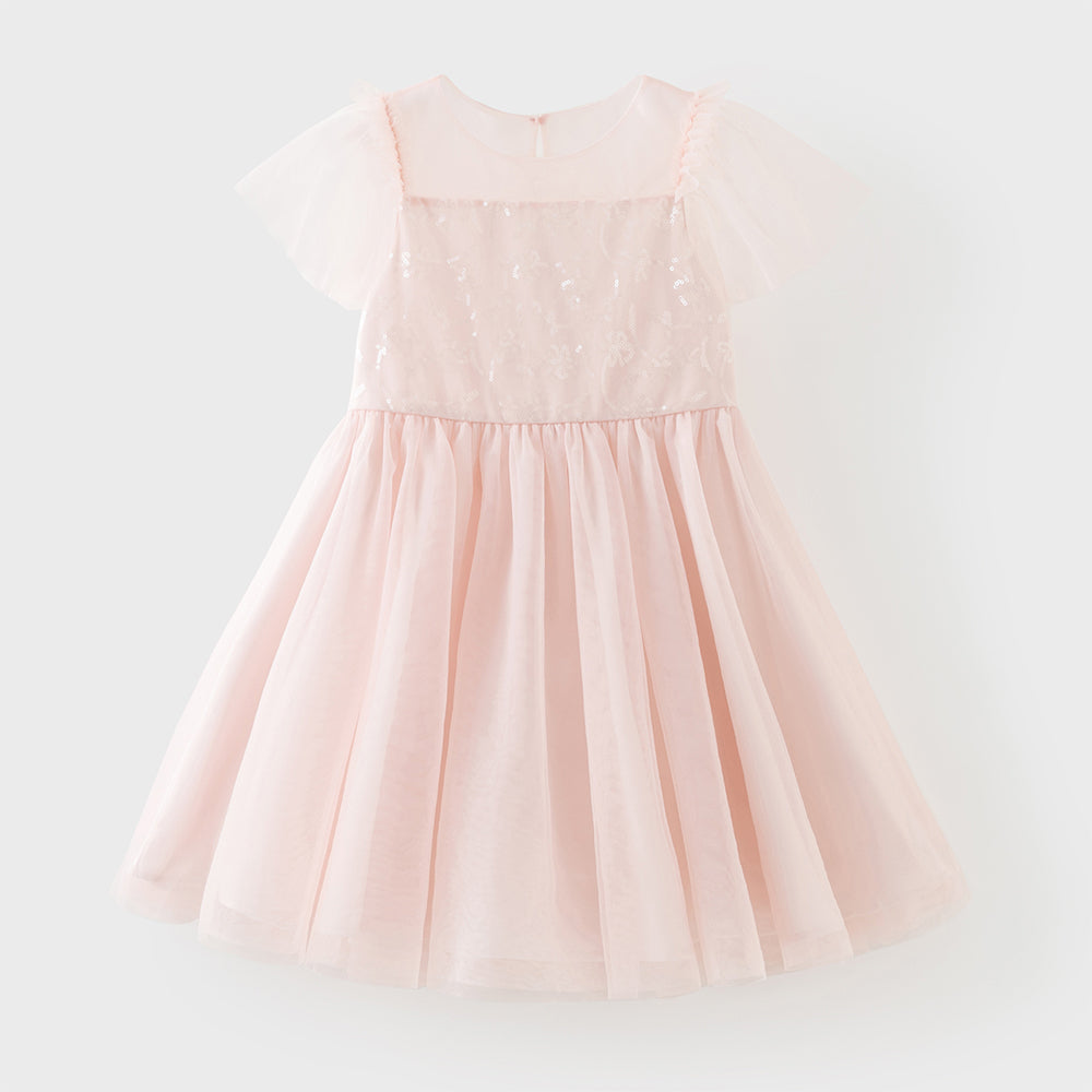 فستان بنات صيفي وردي من التول بياقة دائرية وأكمام كاب مع كاب خلفي من الشبك وتطريز ترتر بأسلوب أميرة