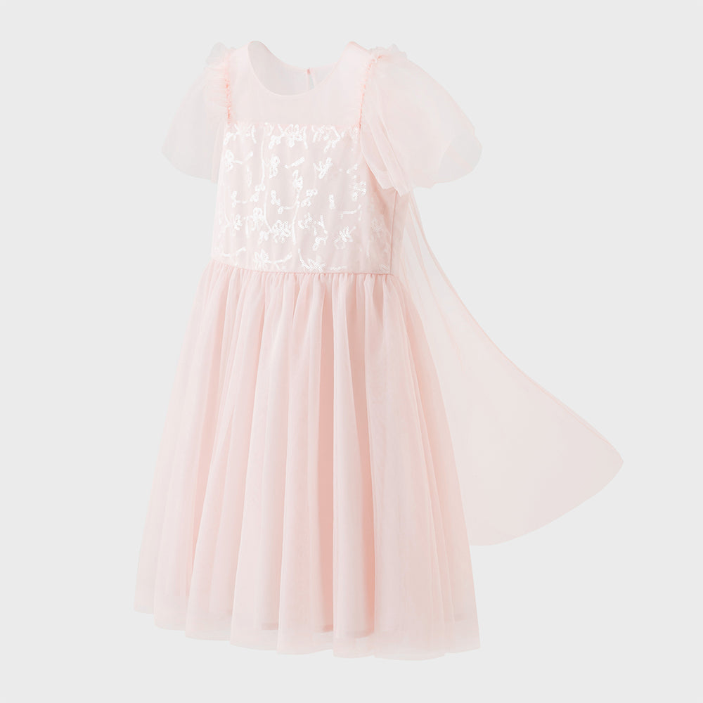 فستان بنات صيفي وردي من التول بياقة دائرية وأكمام كاب مع كاب خلفي من الشبك وتطريز ترتر بأسلوب أميرة